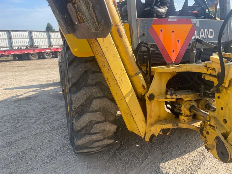 #13315-•-2003-lb110-backhoe-loader-image-53