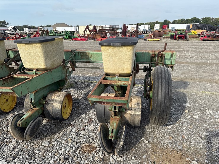 john-deere-7100-image-9