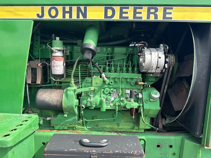 john-deere-4840-image-23