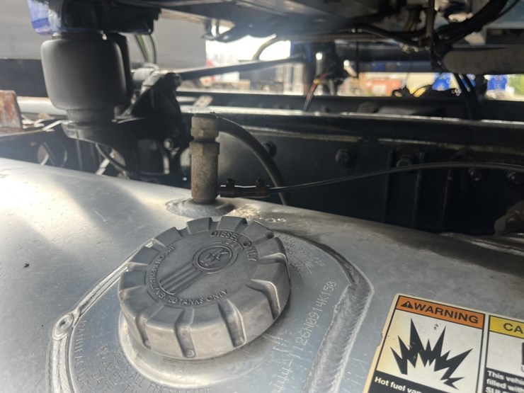 2020-kenworth-t680-image-106