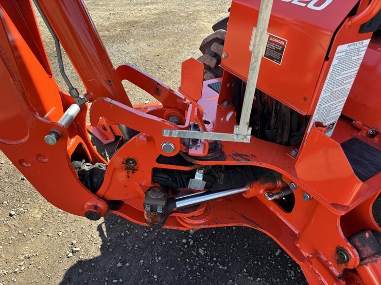 2020-kubota-b26-image-19