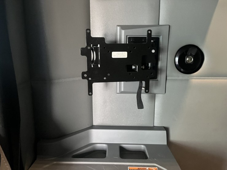 2020-kenworth-t680-image-138