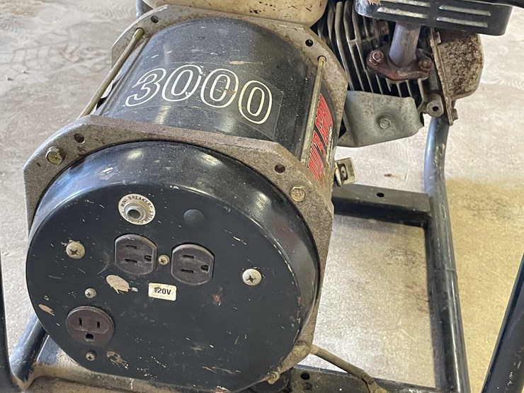 #13375-•-3000-watt-generator-image-7