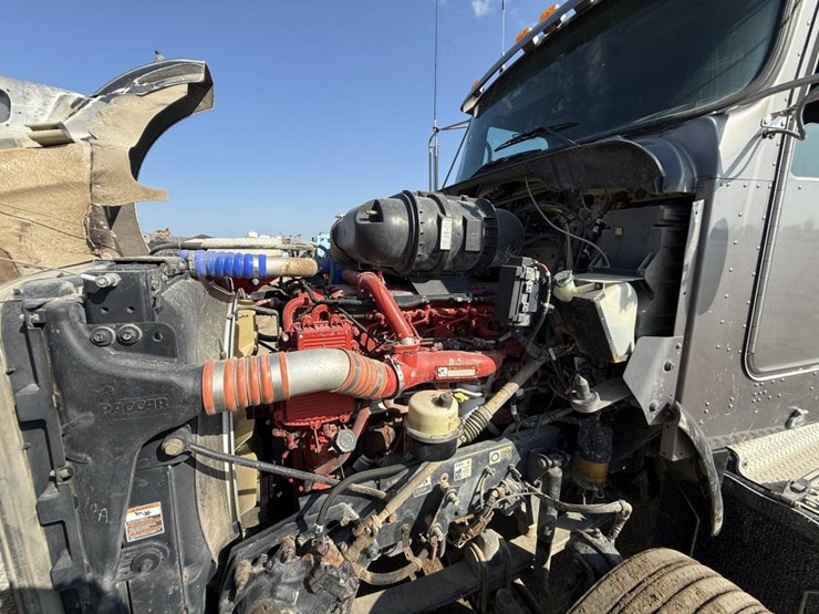 2013-kenworth-t800-image-33