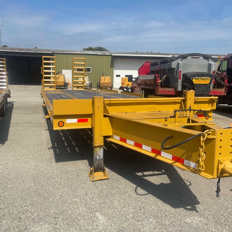 2000 CUSTOM FLATBED