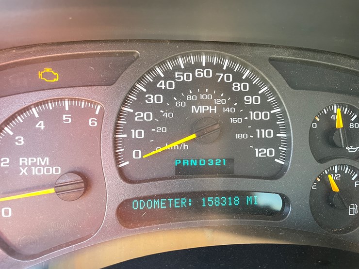 2003-gmc-2500-image-41
