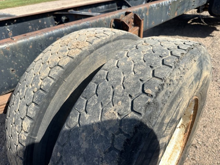 #1414-•-1986-international-1654-straight-truck-image-41