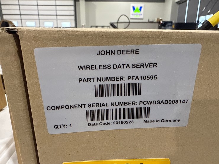 #3215-•-john-deere-harvest-mobile-wireless-data-server-inv#-5121-image-9