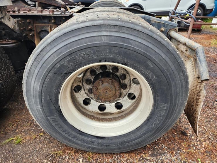 2011-international-prostar-image-60