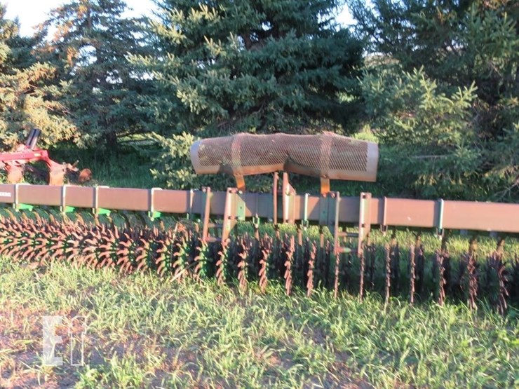 john-deere-400-image-8