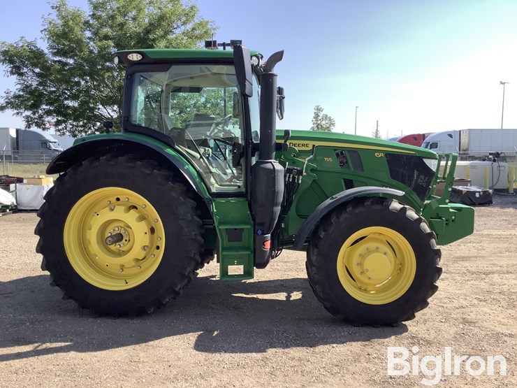 2023-john-deere-6r-155-image-4
