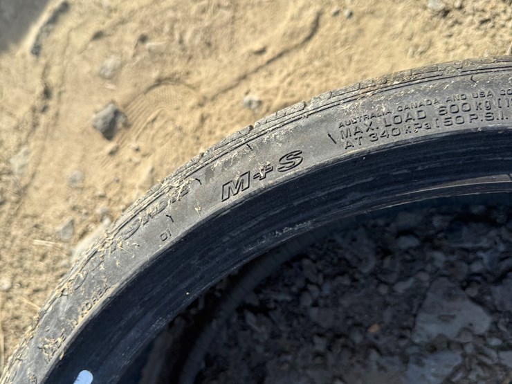 #2805-•-nexen-225/35r20-tire--inv#2805-inv#-2805-inv#:-2805-image-9