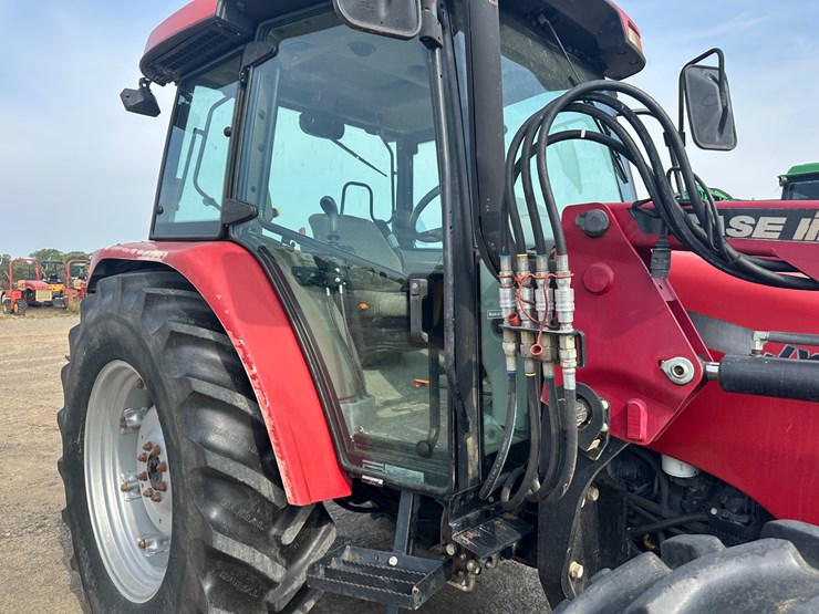 case-ih-jx1090u-image-32