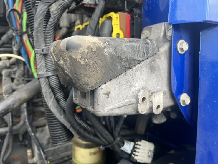 2020-kenworth-t680-image-12