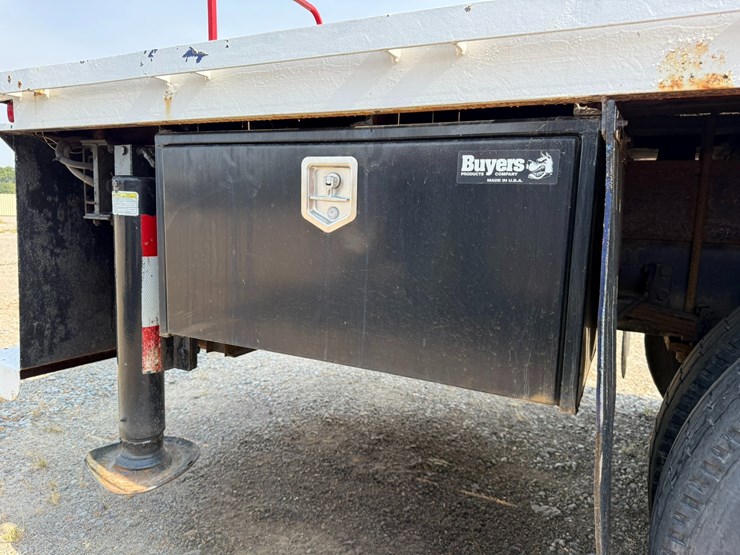 2012-ford-f750-image-97