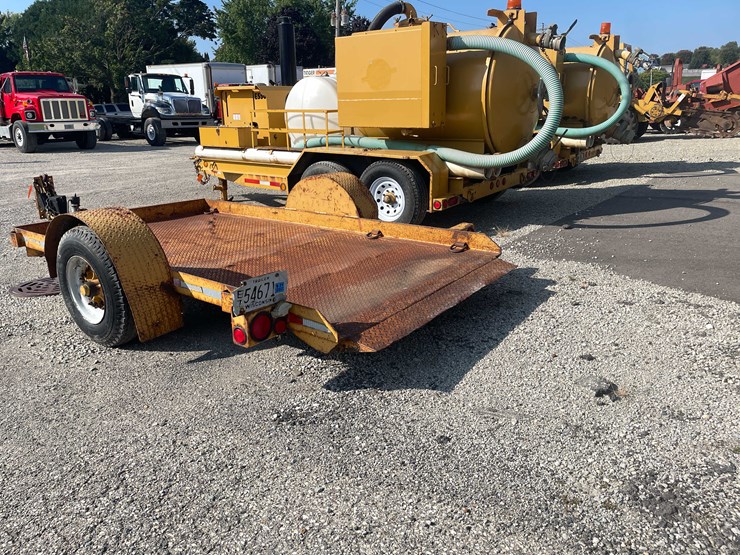 #13336-•-1996-butler-tilt-bed-trailer-(has-wi-title)-image-3