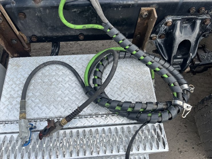 2020-kenworth-t680-image-69