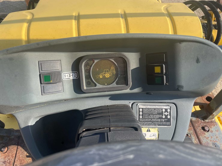 2002-new-holland-lb75b-image-65