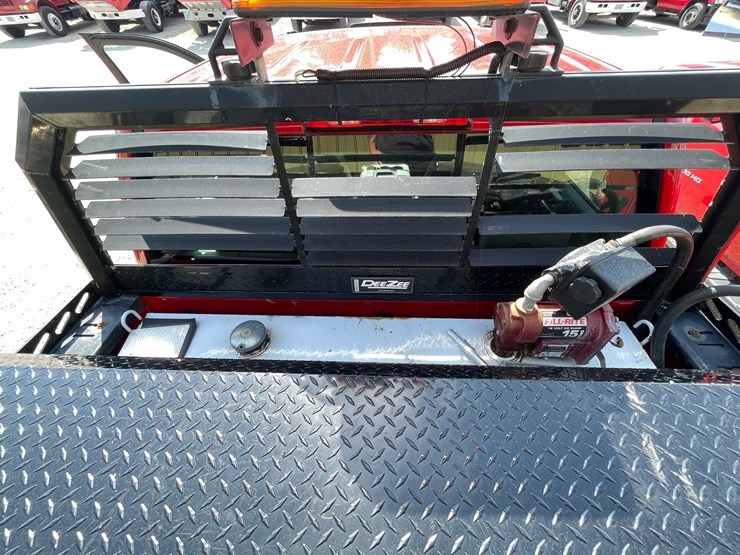 2015-gmc-sierra-2500hd-image-94