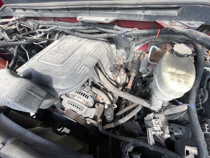 2015-gmc-sierra-2500hd-image-86
