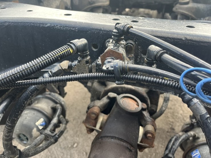 2020-kenworth-t680-image-74