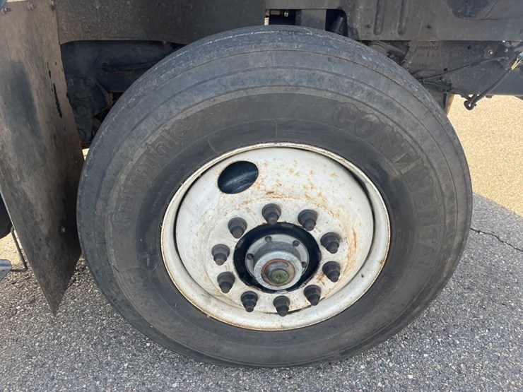 #1249-•-2011-navistar-7600-sba-6x4-2010-mixer-truck-image-141