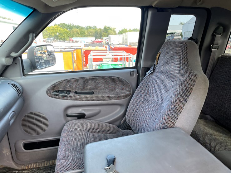 2002-dodge-ram-2500-image-20