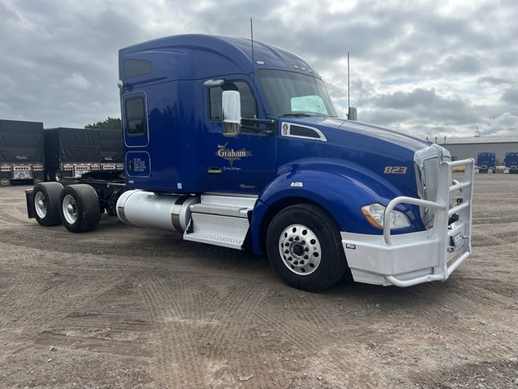 2020-kenworth-t680-image-7