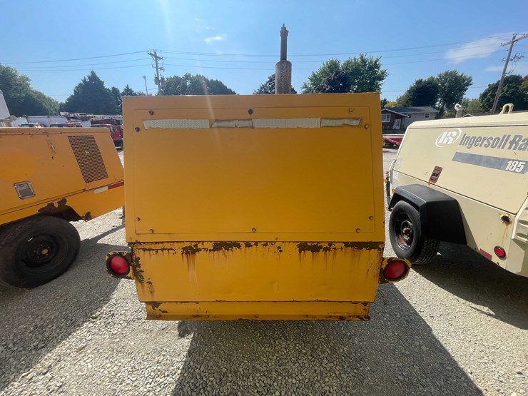 #13348-•-1992-atlas-corporation-tow-behind-compressor-image-4