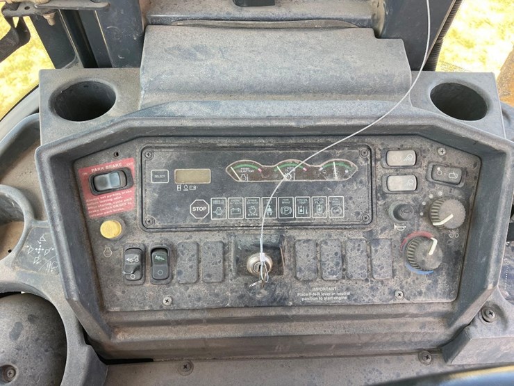 2001-deere-310g-image-36