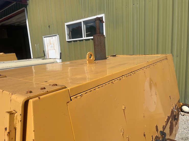#13348-•-1992-atlas-corporation-tow-behind-compressor-image-59