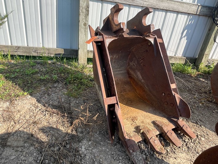 #13386-•-excavator-bucket-image-1