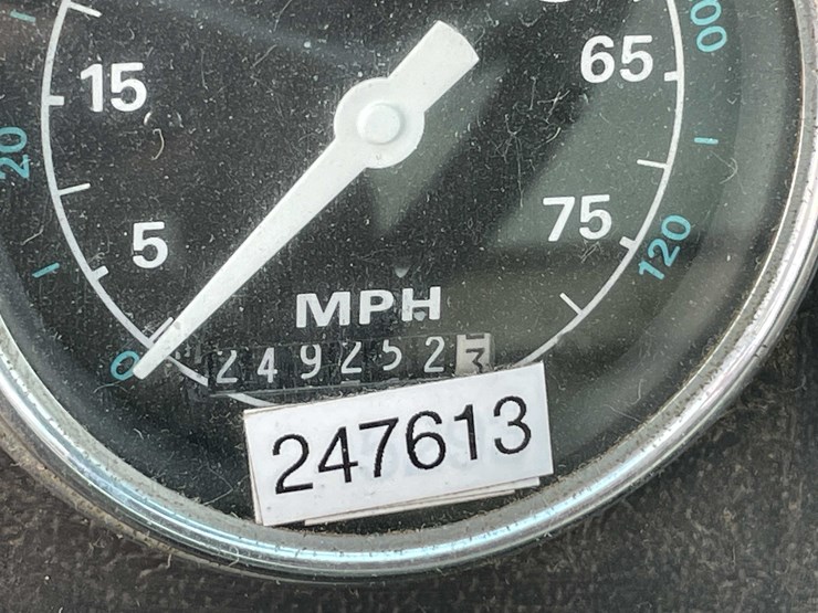 1989-ford-9000-image-54