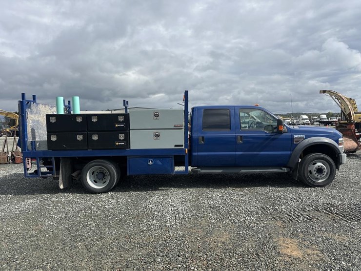 2009-ford-f550-image-80