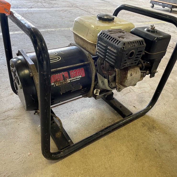 #13375 • 3000 Watt Generator