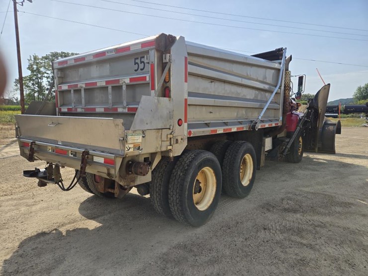 #1243-•-2002-international-6x4-dump-truck-image-3