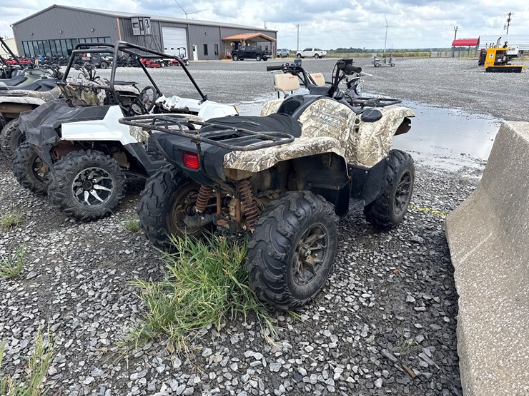 2010-yamaha-grizzly-550fi-image-3