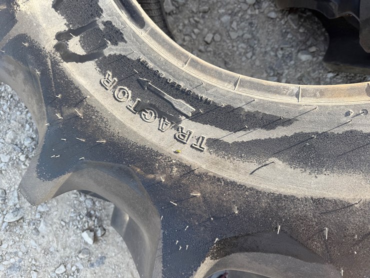 #9674-•-lot-of-(2)-16.9/28-tires-inv#:-9674-image-7