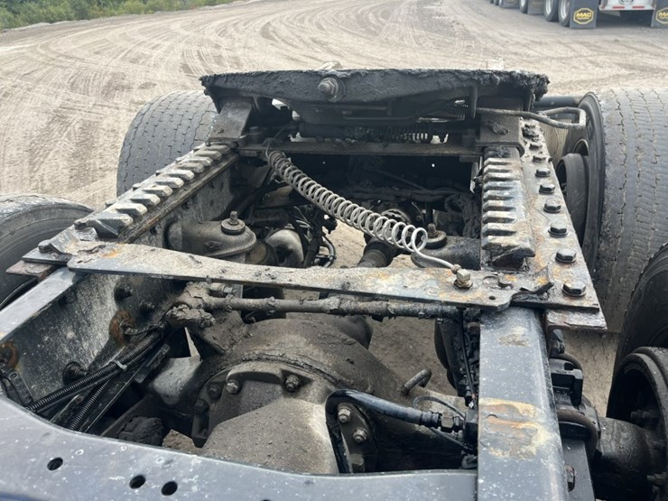 2020-kenworth-t680-image-72