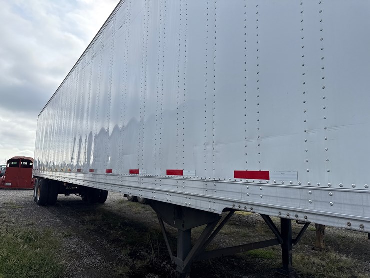 2016-stoughton-trailer-image-42