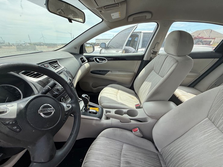 #3760-•-inop-2016-nissan-sentra-sedan-3n1ab7ap6gy243642-inv#:-3760-image-28