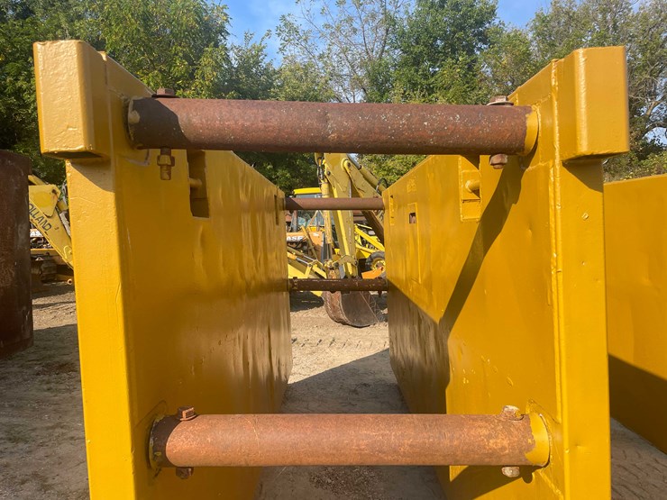 #13319-•-efficiency-products-trench-box-image-13