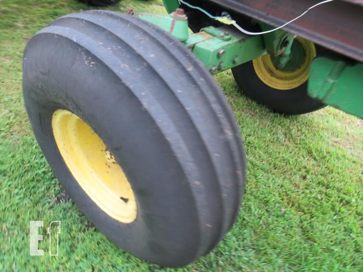john-deere-4440-image-4