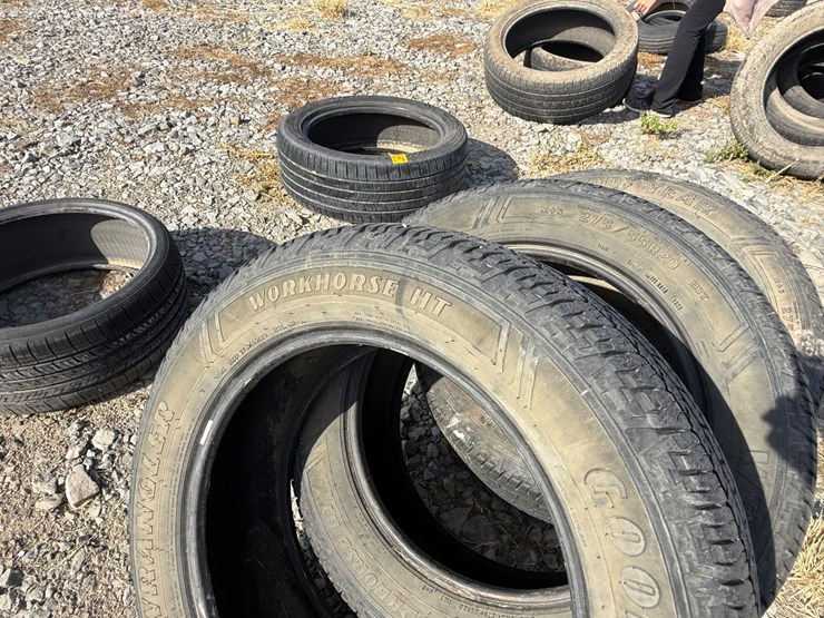 #5167-•-lot-of-(4)-275/55r20-tires-inv#-5167-image-11