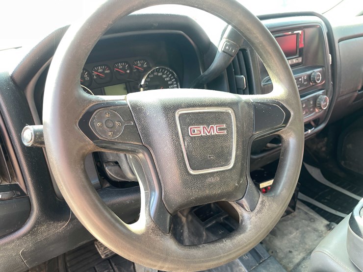2015-gmc-sierra-2500hd-image-66