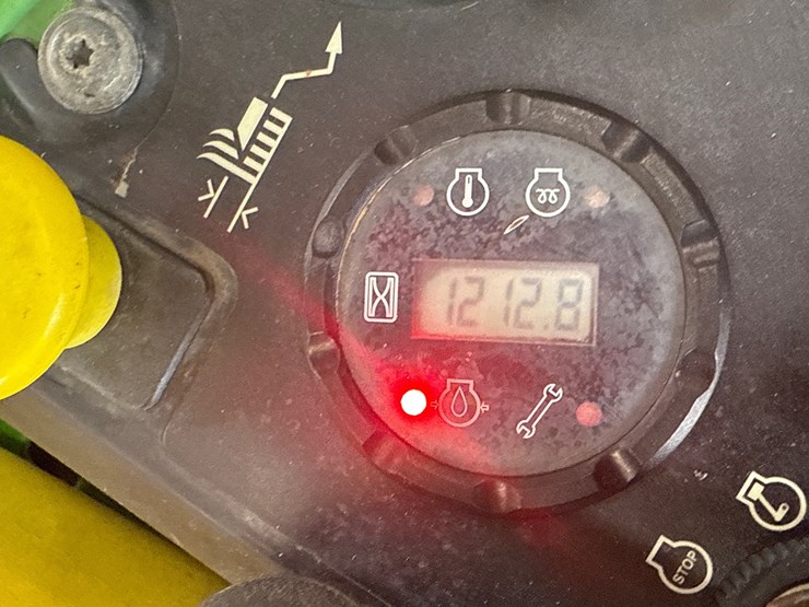 john-deere-z830a-image-21