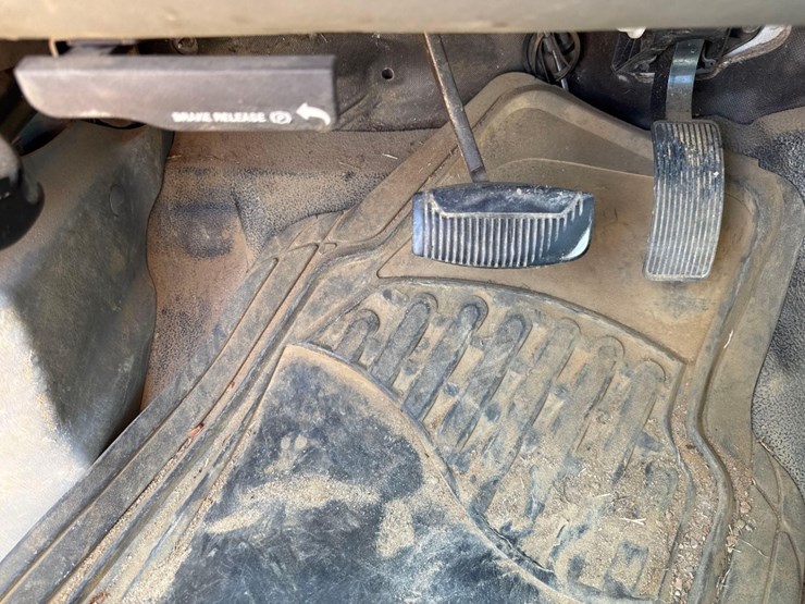 ford-f250-xl-image-30