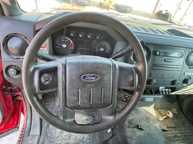 2014-ford-f350-image-37
