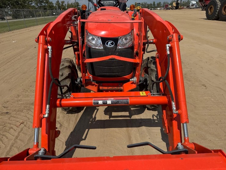 kubota-l2501-image-17