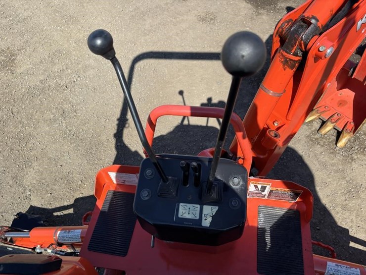 2020-kubota-bx23s-image-39